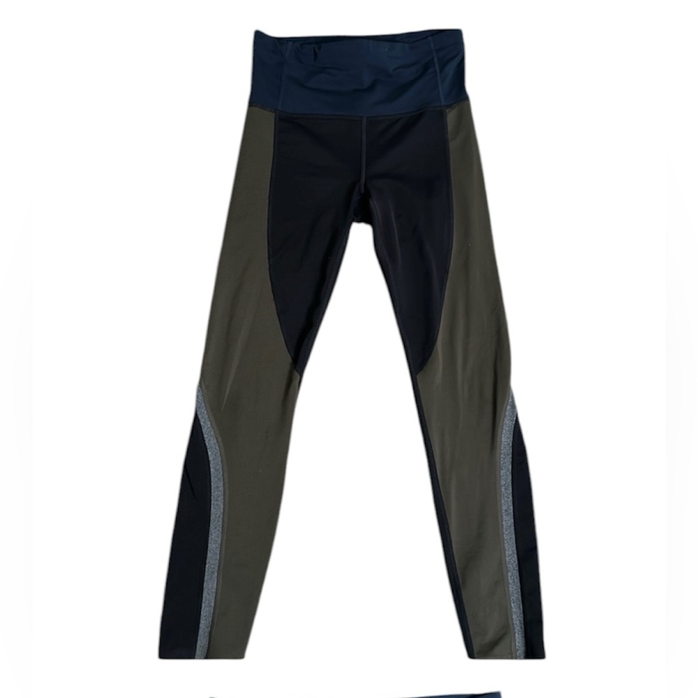 Athleta black color block leggings size XS